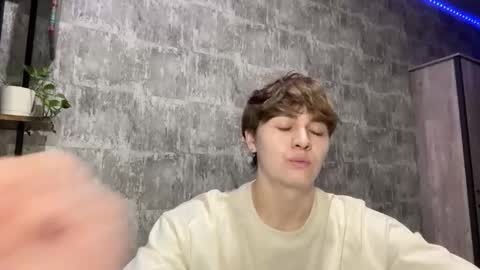 Snapshot of luckymenchik chatting on 02.18.26 Ricky online show from 02.18.26