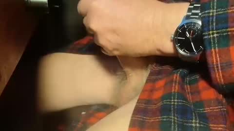 Snapshot of luckypirateboy chatting on 12.21.24 BIG Daddy cock. Tips make it harder online show from 12.21.24