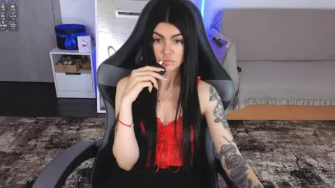 Snapshot of luckyrebel_ chatting on 05.15.26 Monika online show from 05.15.26