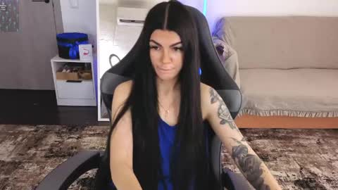 Snapshot of luckyrebel_ chatting on 05.18.26 Monika online show from 05.18.26