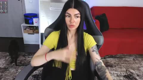 Snapshot of luckyrebel_ chatting on 05.25.26 Monika online show from 05.25.26