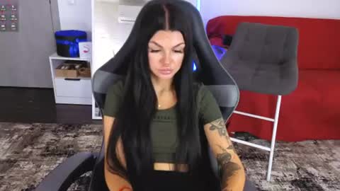 Snapshot of luckyrebel_ chatting on 06.10.26 Monika online show from 06.10.26
