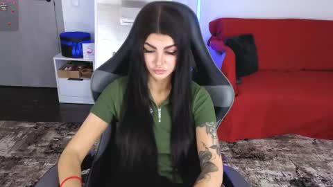 Snapshot of luckyrebel_ chatting on 06.18.26 Monika online show from 06.18.26