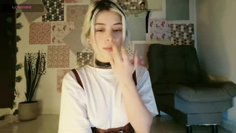 luckysapphire777 online show from 04.30.26