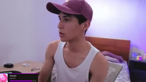 Lu Independent Model online show from 04.22.26