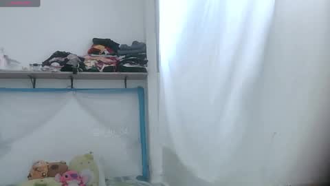 Lucrecia... new accout...OFS LU 21 online show from 01.19.25