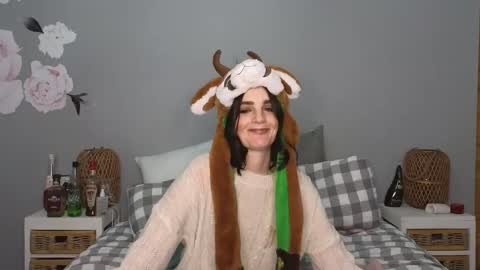 Lucy online show from 05.09.26