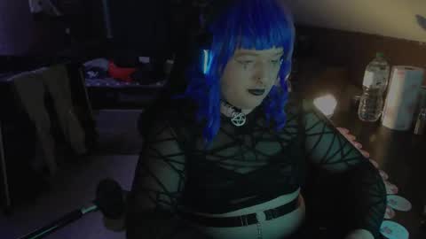 Snapshot of lucy43333 chatting on 11.30.25 lucy43333 online show from 11.30.25