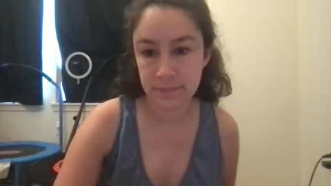 Snapshot of lucy_allison chatting on 05.08.26 Lucy online show from 05.08.26