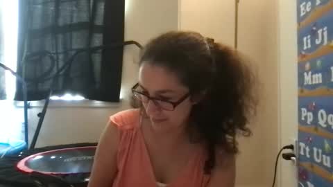 Snapshot of lucy_allison chatting on 05.23.26 Lucy online show from 05.23.26