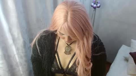 Im Lucy online show from 12.15.25