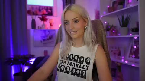 Cutie Lucy online show from 07.22.26