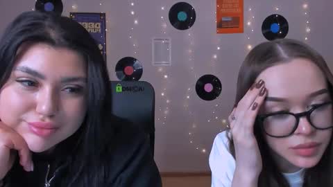 lucy_halo online show from 03.10.26