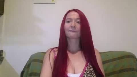 Snapshot of lucy_lulu18 chatting on 04.19.26 LUCY online show from 04.19.26