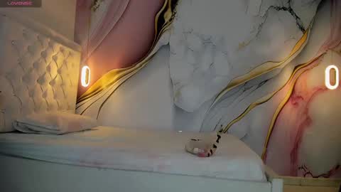 Lucy online show from 11.21.25