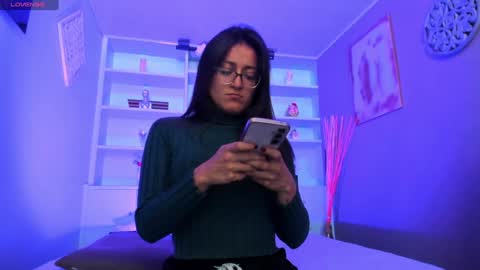 Snapshot of lucy_williiams chatting on 02.08.25 Lucy  online show from 02.08.25