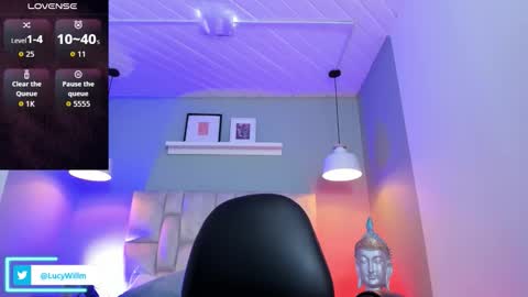 Snapshot of lucy_williiams chatting on 02.12.26 Lucy online show from 02.12.26