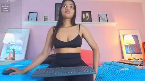 Lucia Bell   online show from 07.09.26