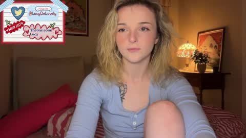 Snapshot of lucydelovely chatting on 05.10.26 Lucy online show from 05.10.26