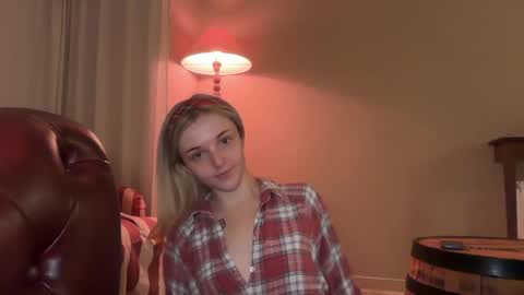 Snapshot of lucydelovely chatting on 05.27.26 Lucy online show from 05.27.26