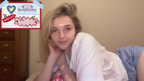 Snapshot of lucydelovely chatting on 06.22.26 Lucy online show from 06.22.26