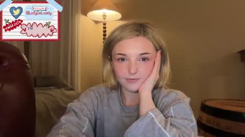 Snapshot of lucydelovely chatting on 07.20.26 Lucy online show from 07.20.26