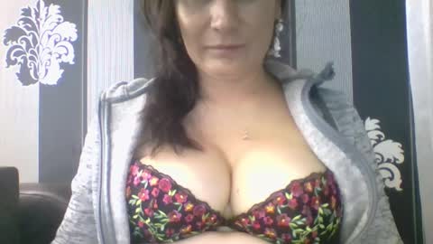 lucybylucy online show from 09.16.25