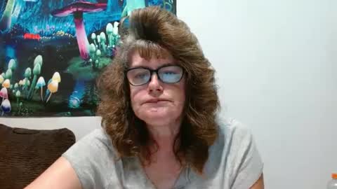 lucylling online show from 09.17.25