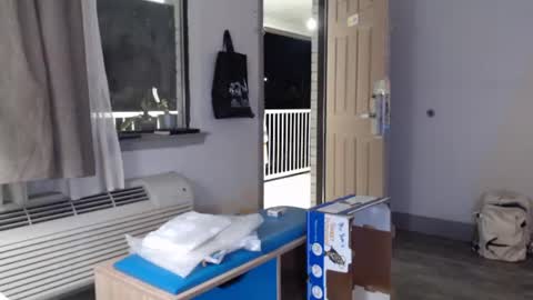 Snapshot of lucyloveslookers78240 chatting on 12.27.24 Lucy Loves Lookers online show from 12.27.24