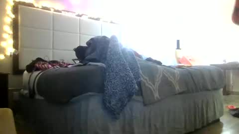 Snapshot of lucyloveslookers78240 chatting on 01.20.25 Lucy Loves Lookers online show from 01.20.25