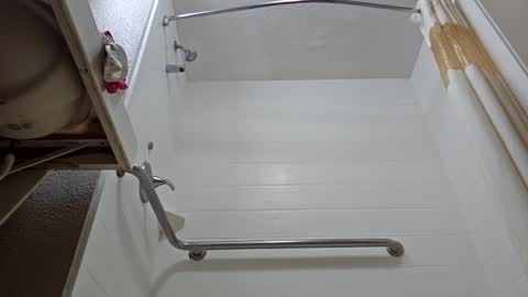 Snapshot of lucyloveslookers78240 chatting on 01.30.25 Lucy Loves Lookers online show from 01.30.25