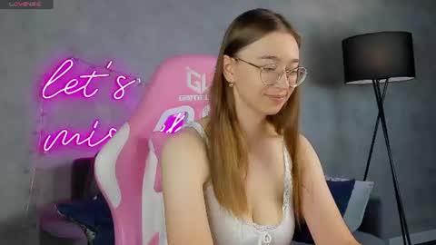 Lucy online show from 07.03.26
