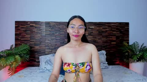 Lucy Liiu online show from 04.24.26