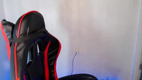 Snapshot of luda_69 chatting on 11.06.25 luda_69 online show from 11.06.25