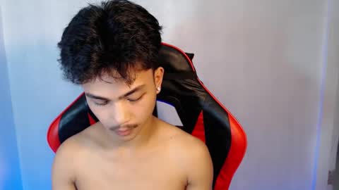 Snapshot of luda_69 chatting on 11.17.25 luda_69 online show from 11.17.25