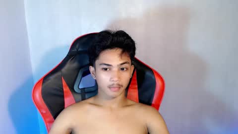 Snapshot of luda_69 chatting on 11.27.25 luda_69 online show from 11.27.25