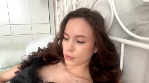 Snapshot of lueleu chatting on 02.03.26 May online show from 02.03.26