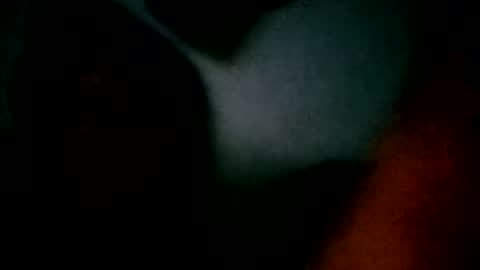 Snapshot of luenvargas chatting on 10.27.25 luenvargas online show from 10.27.25