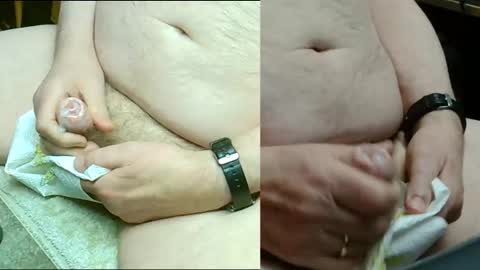 Snapshot of luhamburg chatting on 11.22.25 Luhamburg online show from 11.22.25