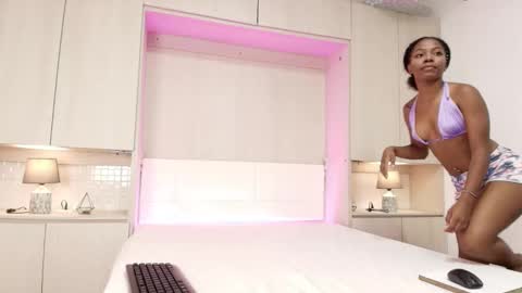 Lu online show from 01.24.25