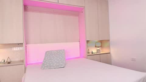 Lu online show from 01.26.25