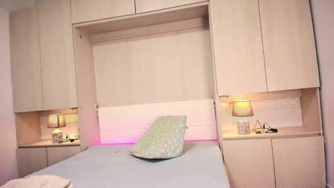 Lu online show from 02.02.25