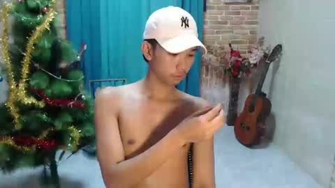 Snapshot of lui_the_fucker chatting on 12.29.24 lui_the_fucker online show from 12.29.24