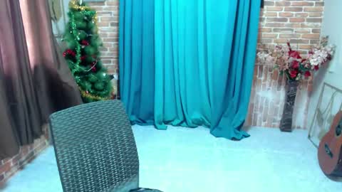 Snapshot of lui_the_fucker chatting on 01.05.25 lui_the_fucker online show from 01.05.25