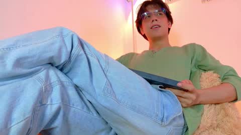 Lui online show from 04.02.26