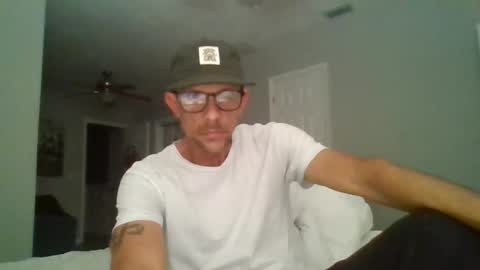 luiggii0904 online show from 04.11.26