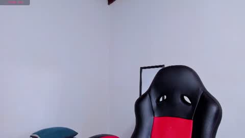 Snapshot of luigi1_ chatting on 06.12.26 Luigi Vitale online show from 06.12.26