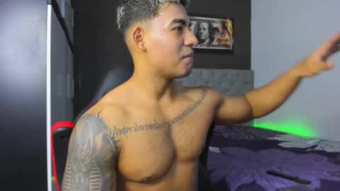 Luigi Independent model online show from 09.13.25