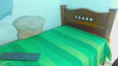 Snapshot of luigiluxs chatting on 05.12.26 MY NAME IS LUIGI online show from 05.12.26
