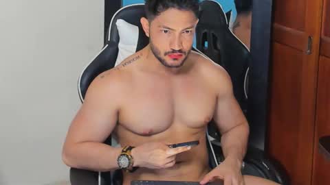 Snapshot of luis_baptista chatting on 09.24.25 luis_baptista online show from 09.24.25